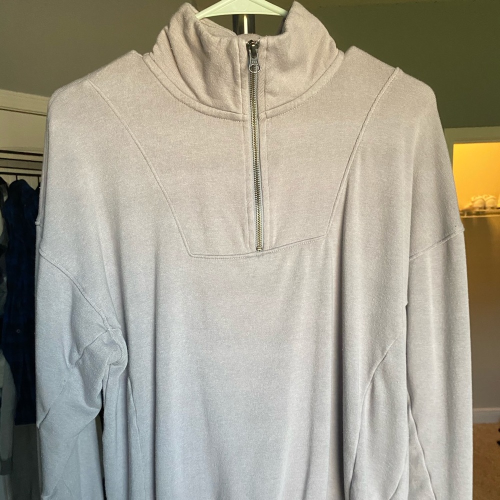 american eagle zip up crew neck